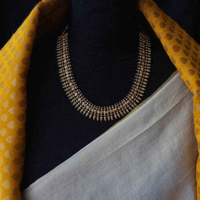 Heritage gold plated short necklace H832