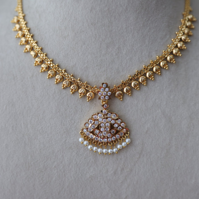 Heritage gold plated white stone design short necklace H1882