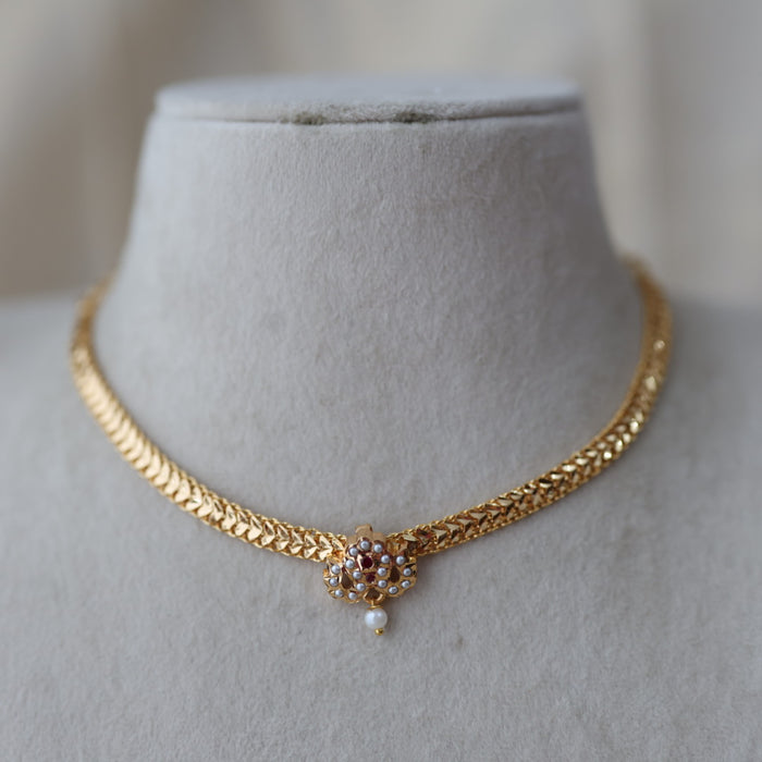 Heritage gold plated ruby pearl stone short necklace H5000