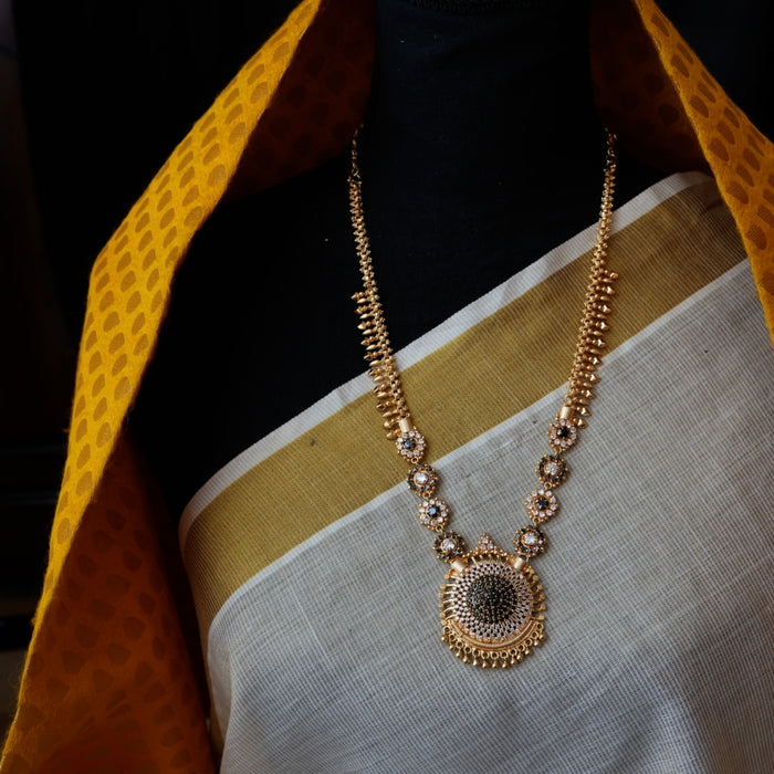 Heritage gold plated black stone long necklace HL4561