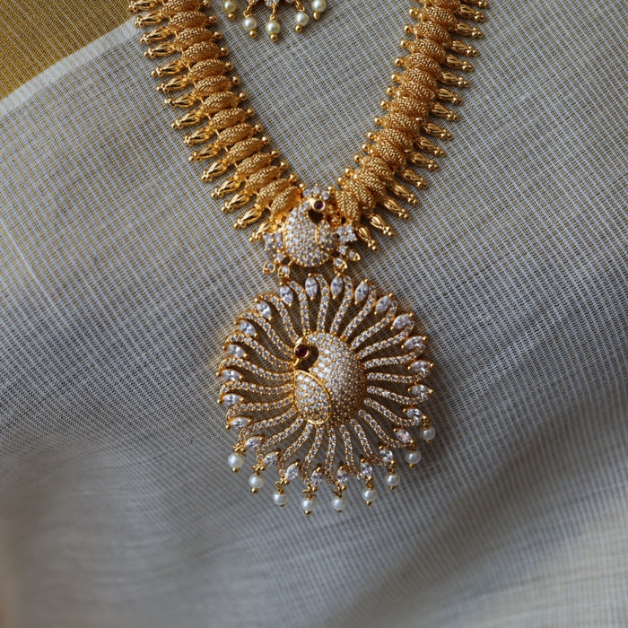 Heritage gold plated long necklace with earrings HL89