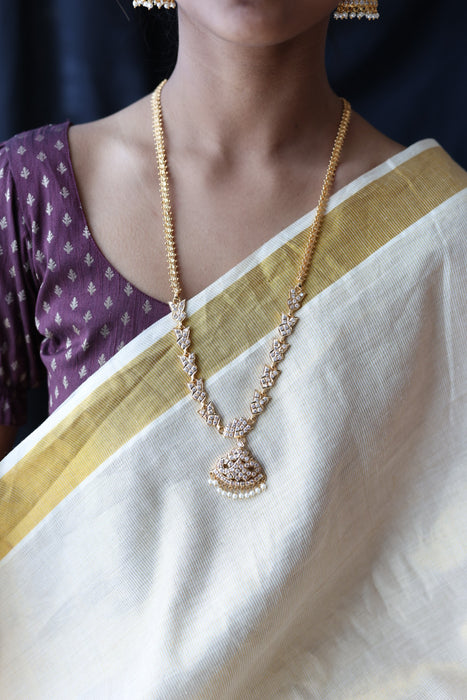 Heritage gold plated white stone long necklace HL890
