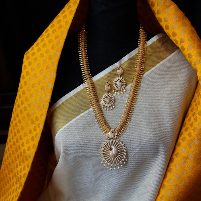 Heritage gold plated long necklace with earrings HL89