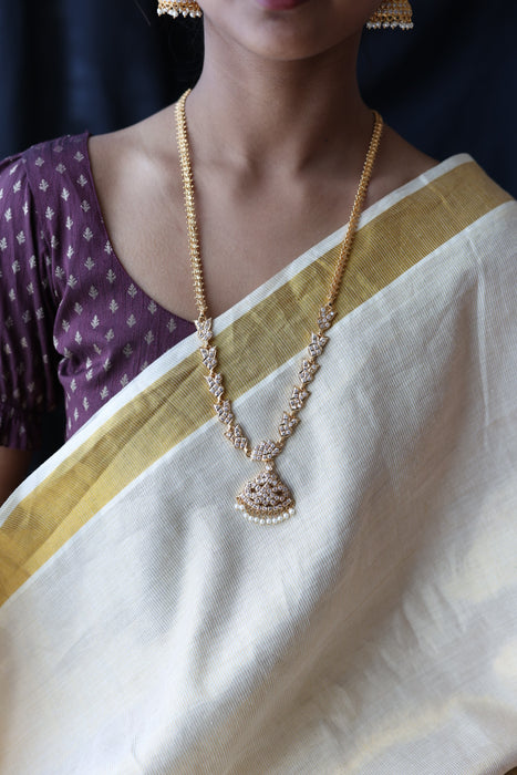 Heritage gold plated white stone long necklace HL890