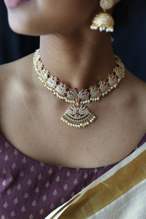 Heritage gold plated ruby white necklace H86267