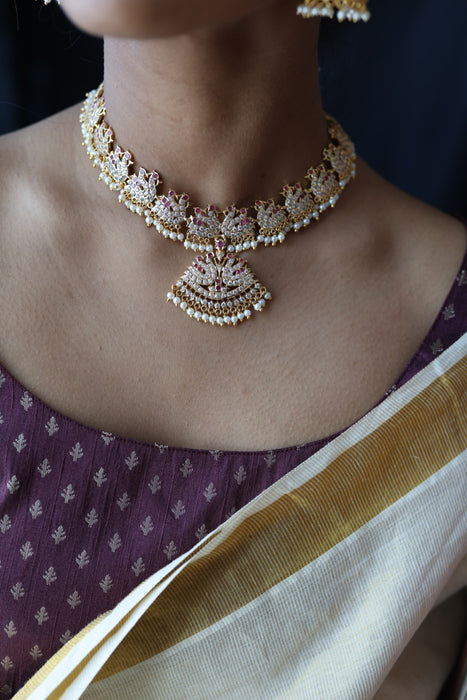 Heritage gold plated ruby white necklace H86267