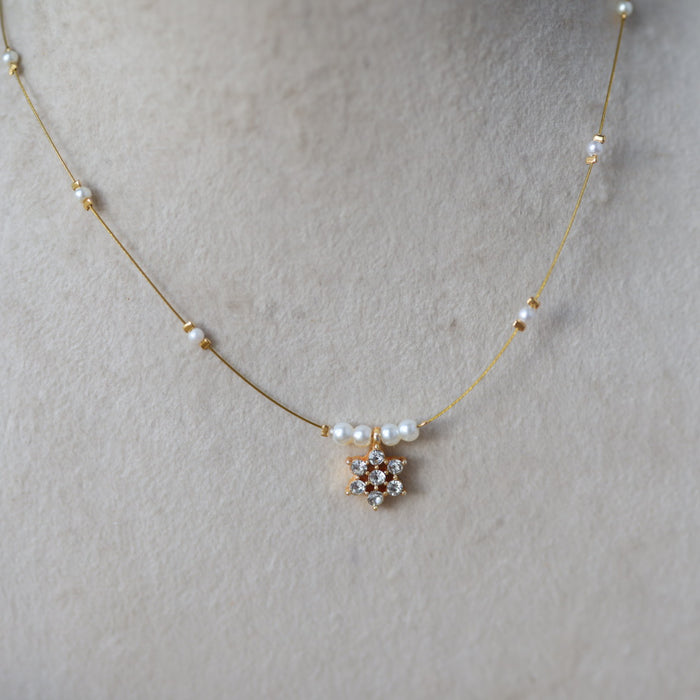 Heritage gold plated invisible necklace IN56577