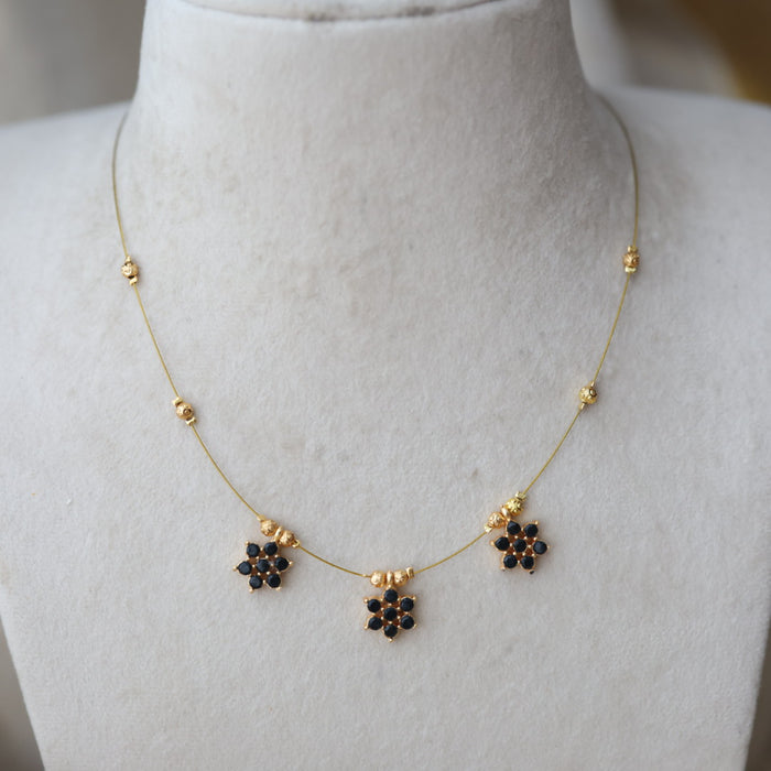 Heritage gold plated black stone invisible necklace IN8966