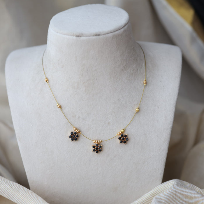 Heritage gold plated black stone invisible necklace IN8966