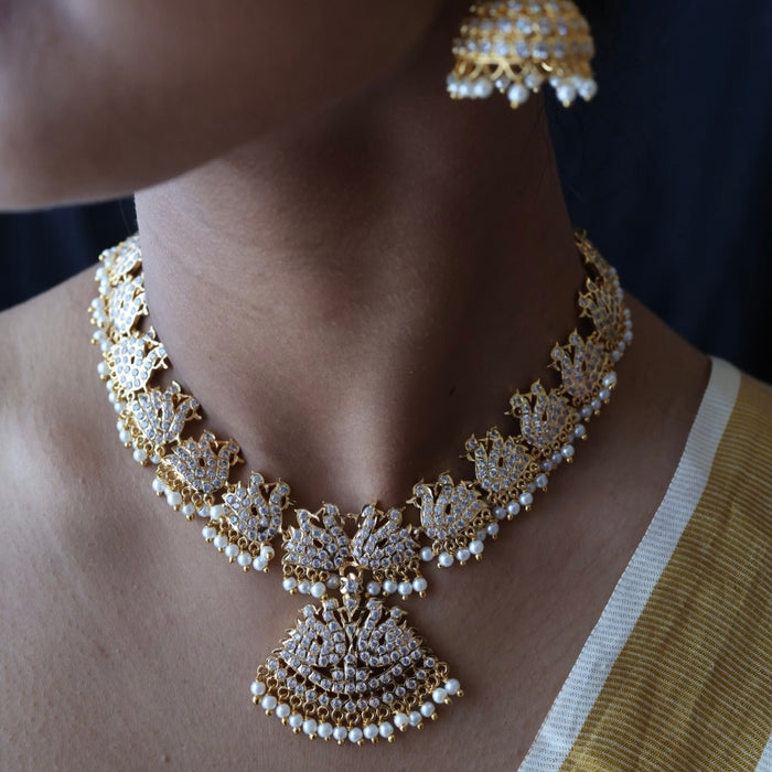 Heritage gold plated short necklace H1234