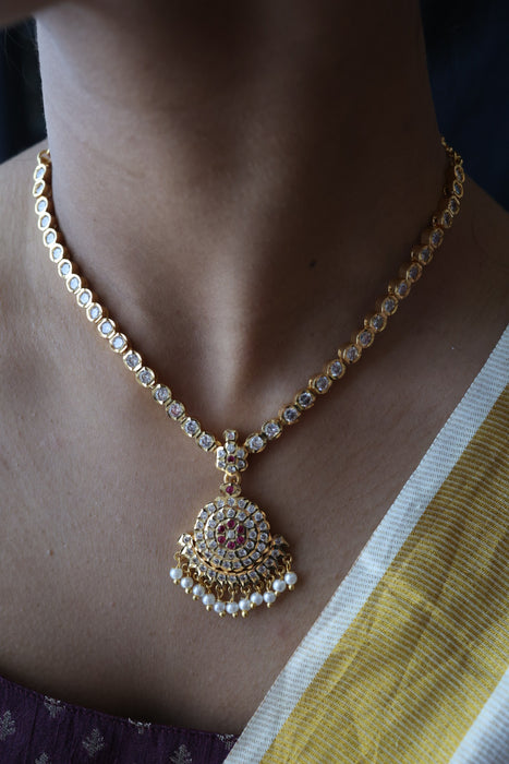 Heritage gold plated short necklace H0023