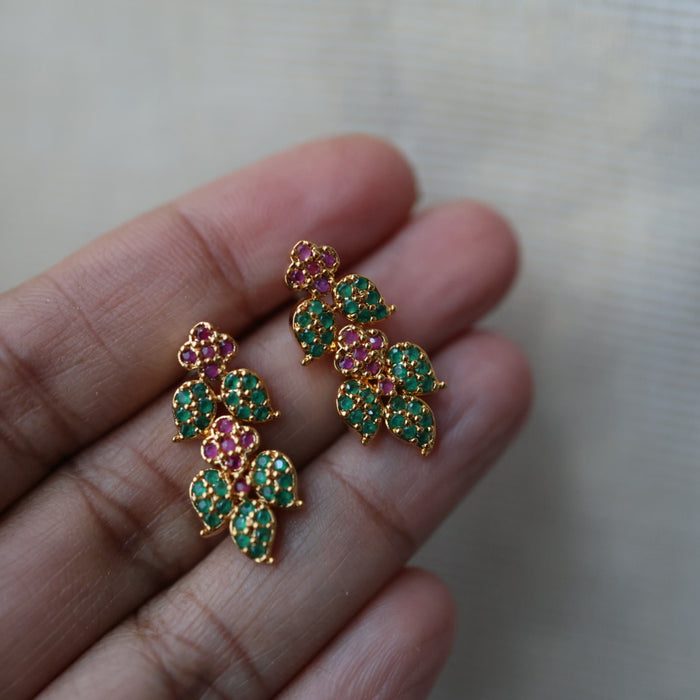 Heritage ruby green studd earrings HS459