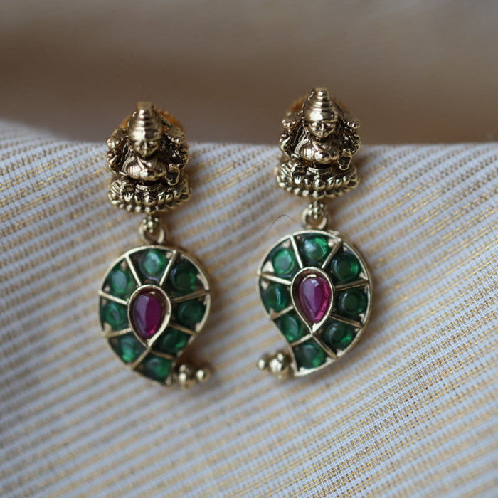 Antique green stone drop  earrings AD124