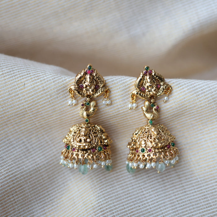 Antique gold green bead jumka earrings AJ231