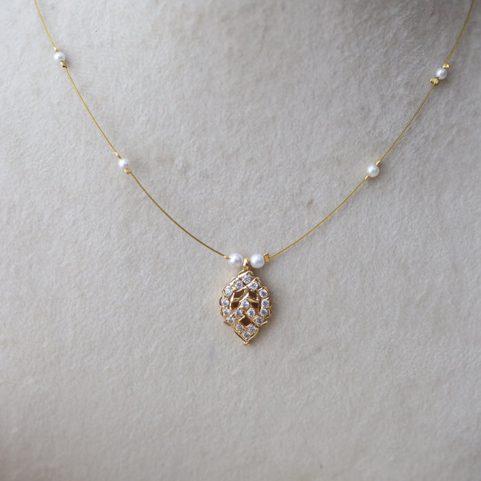 Heritage gold plated invisible necklace IN58997