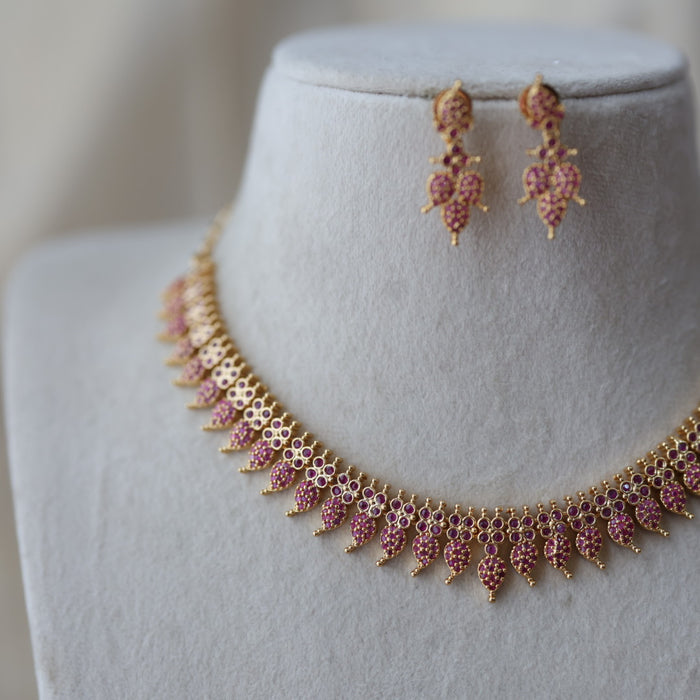 Heritage gold plated ruby stone mango design short necklace H5178