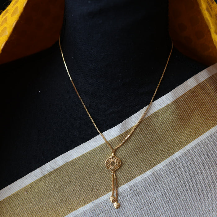 Heritage gold plated short necklace H3001