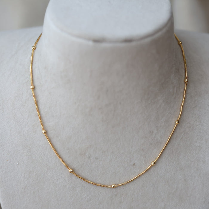 Heritage gold plates simple chain HC560