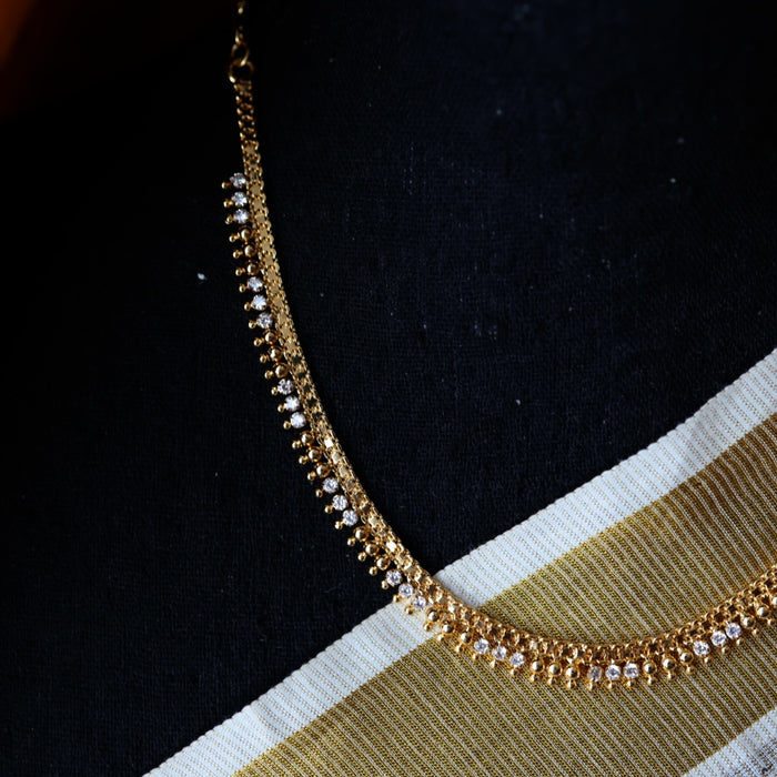 Heritage gold plated short necklace H33