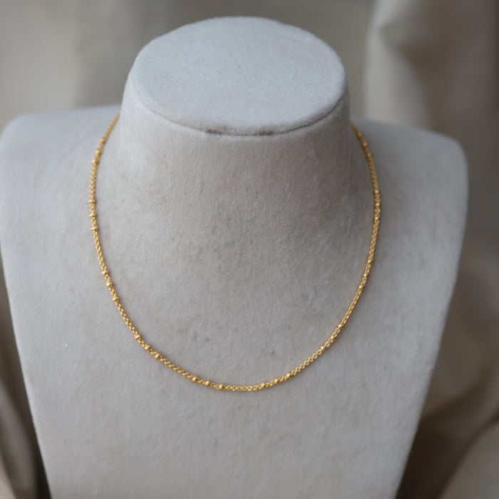 Heritage gold plates simple chain HC5609