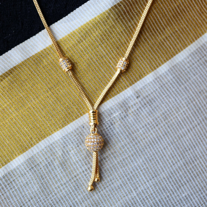 Heritage gold plated short necklace H331
