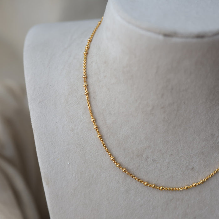 Heritage gold plates simple chain HC5609