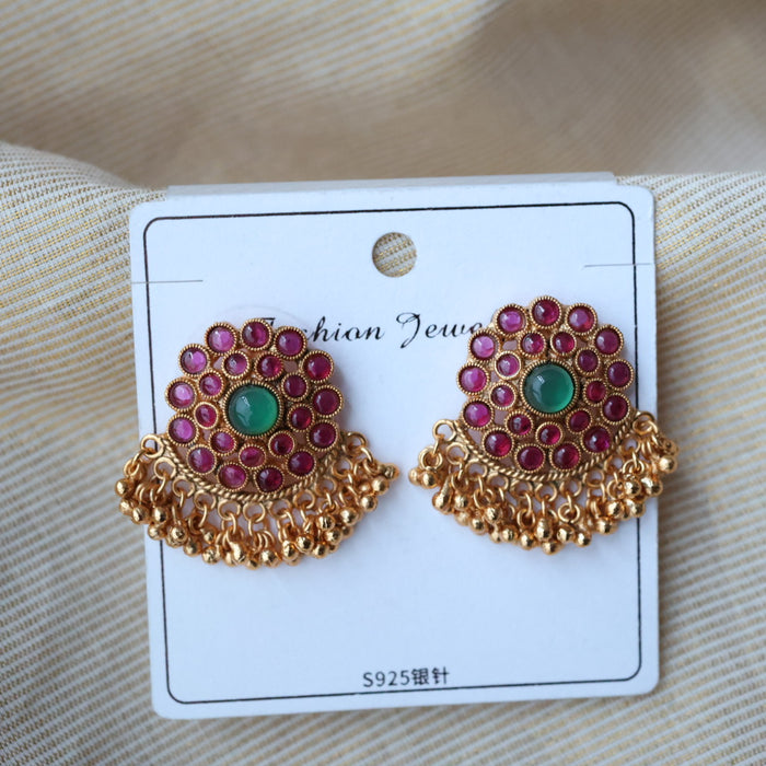 Antique ruby green stone studd earrings AS73