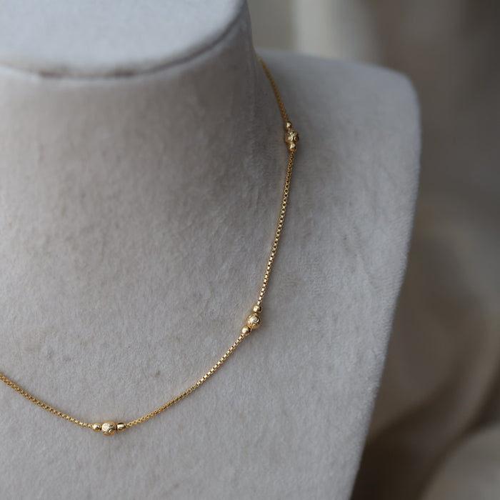 Heritage gold plates simple chain HC1244