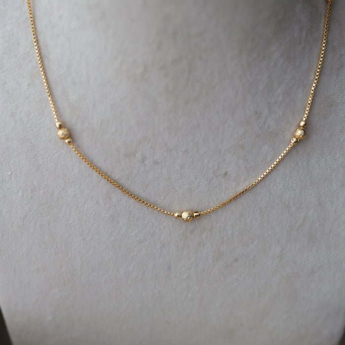 Heritage gold plates simple chain HC1244