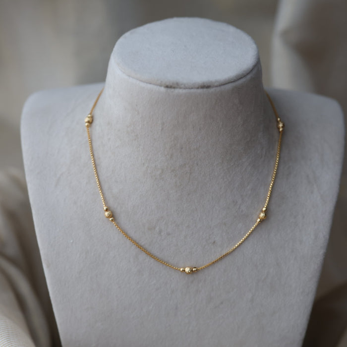 Heritage gold plates simple chain HC1244