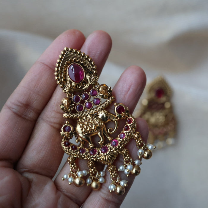 Antique kemp stones drop earrings AD2456