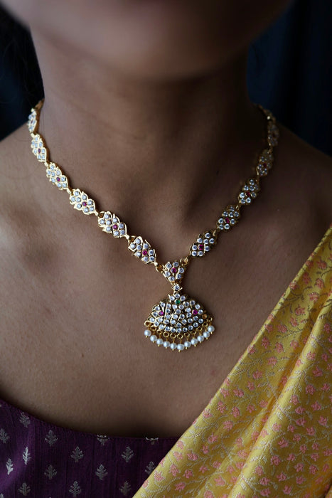 Antique gold white stone choker necklace and earrings CCB239