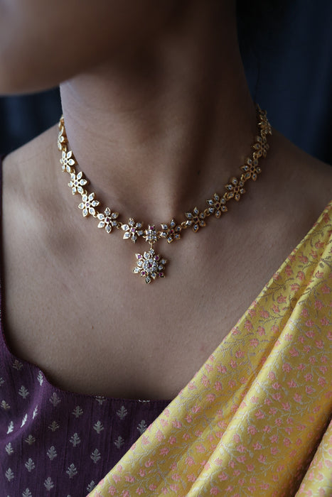 Heritage gold plated short necklace H1234