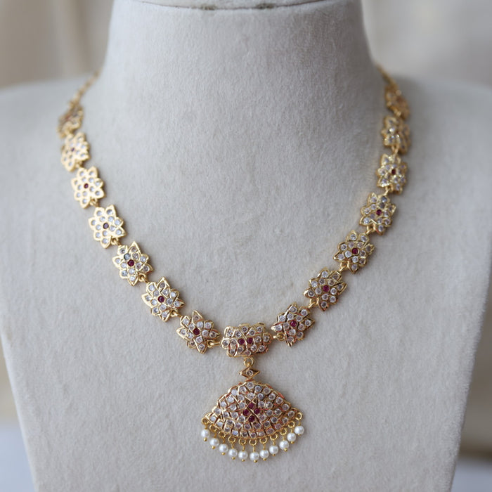 Heritage gold plated ruby white stone short necklace H6078