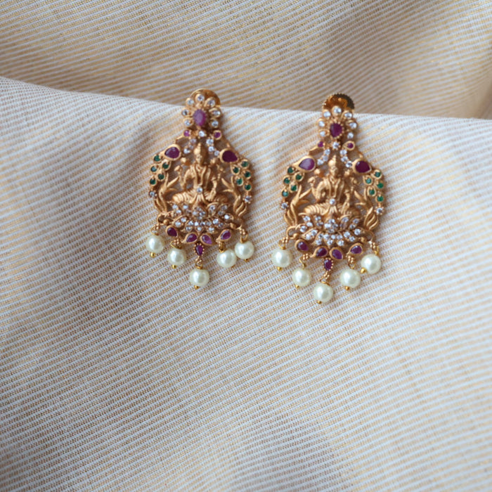 Antique gold ruby green stone drop earrings AD111