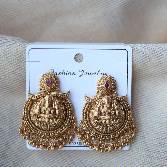 Antique gold ruby temple drop earrings AD876