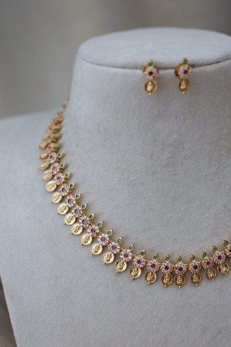 Heritage gold plated coin multi stone short necklace H73974
