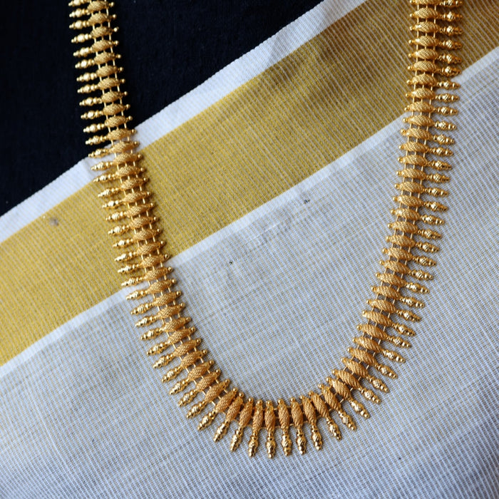 Heritage gold plated long necklace with earrings HL435