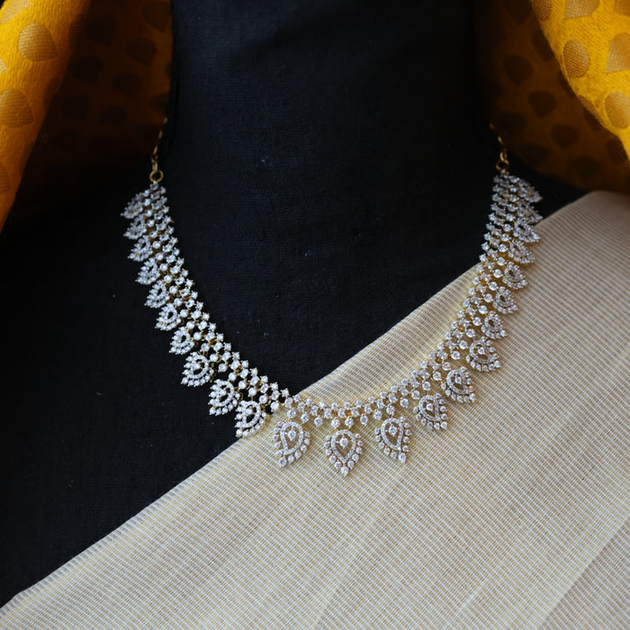 Heritage white stone short necklace with earrings H900