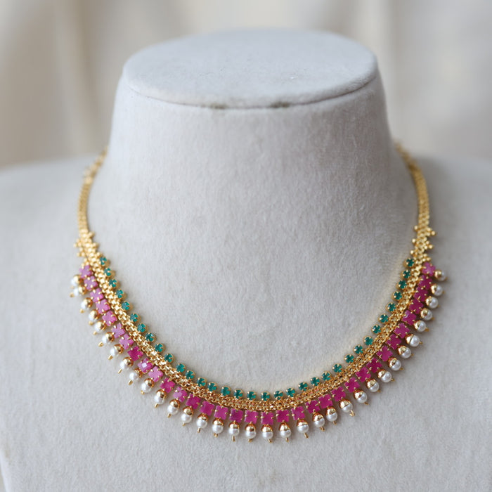 Heritage gold plated ruby green stone short necklace H622