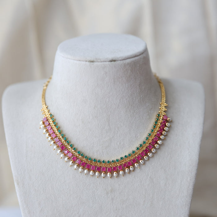 Heritage gold plated ruby green stone short necklace H622