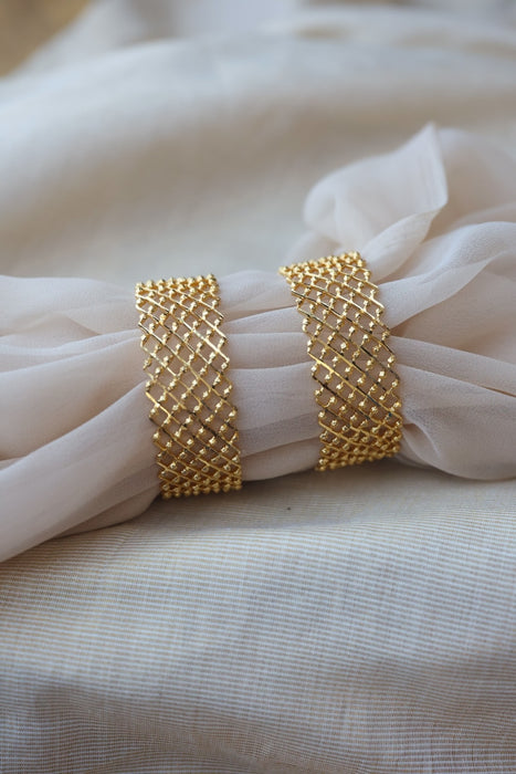 Heritage gold plated white stone bangle HB5677 ( 1 bangle)