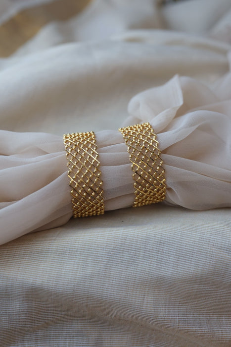 Heritage gold plated white stone bangle HB5677 ( 1 bangle)