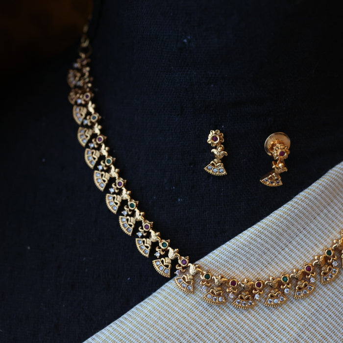 Antique short necklace with earrings TTS411