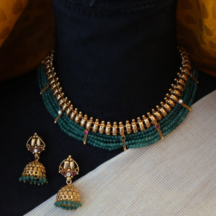 Antique green bead choker necklace and earrings CCB20985