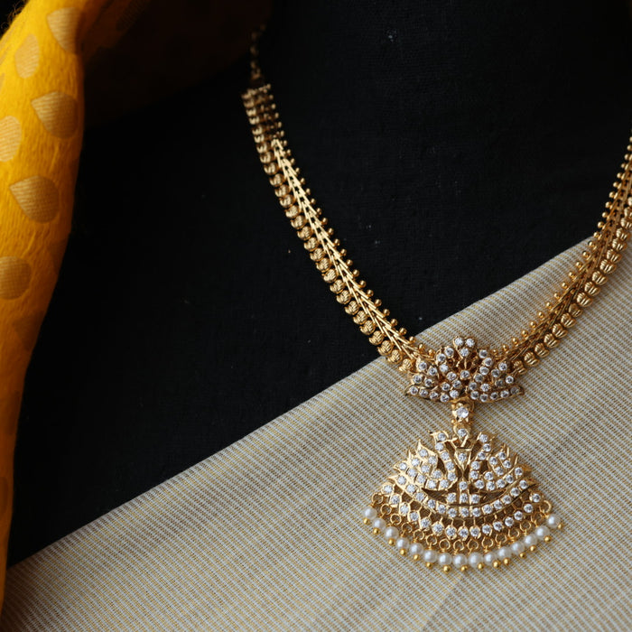 Heritage gold plated white stone short necklace H8907