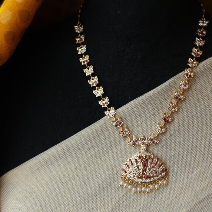 Heritage gold plated ruby white stone short necklace H8902