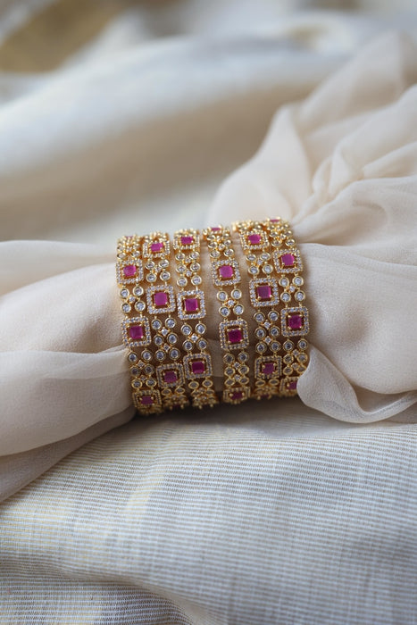 Heritage gold plated white stone bangle HB35232