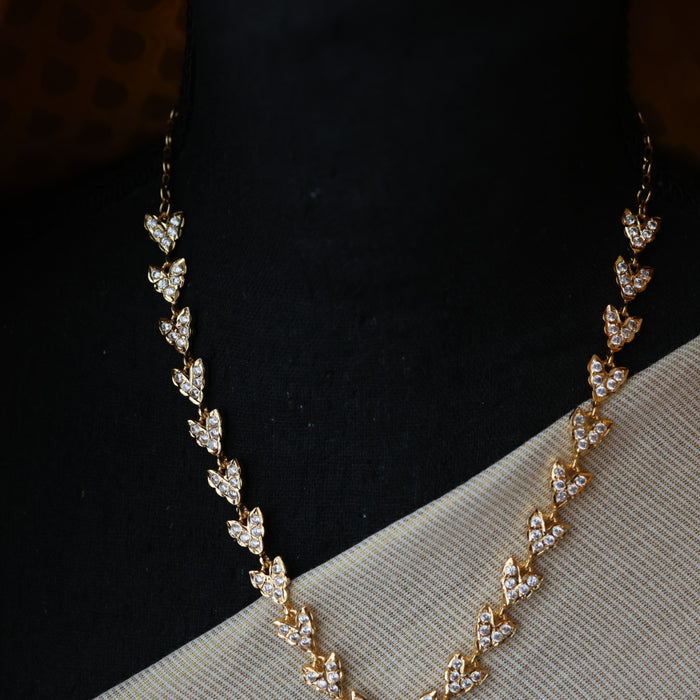 Heritage gold plated white stone short necklace H8901