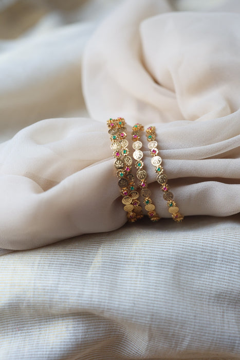 Heritage gold plated white stone bangle HB35566